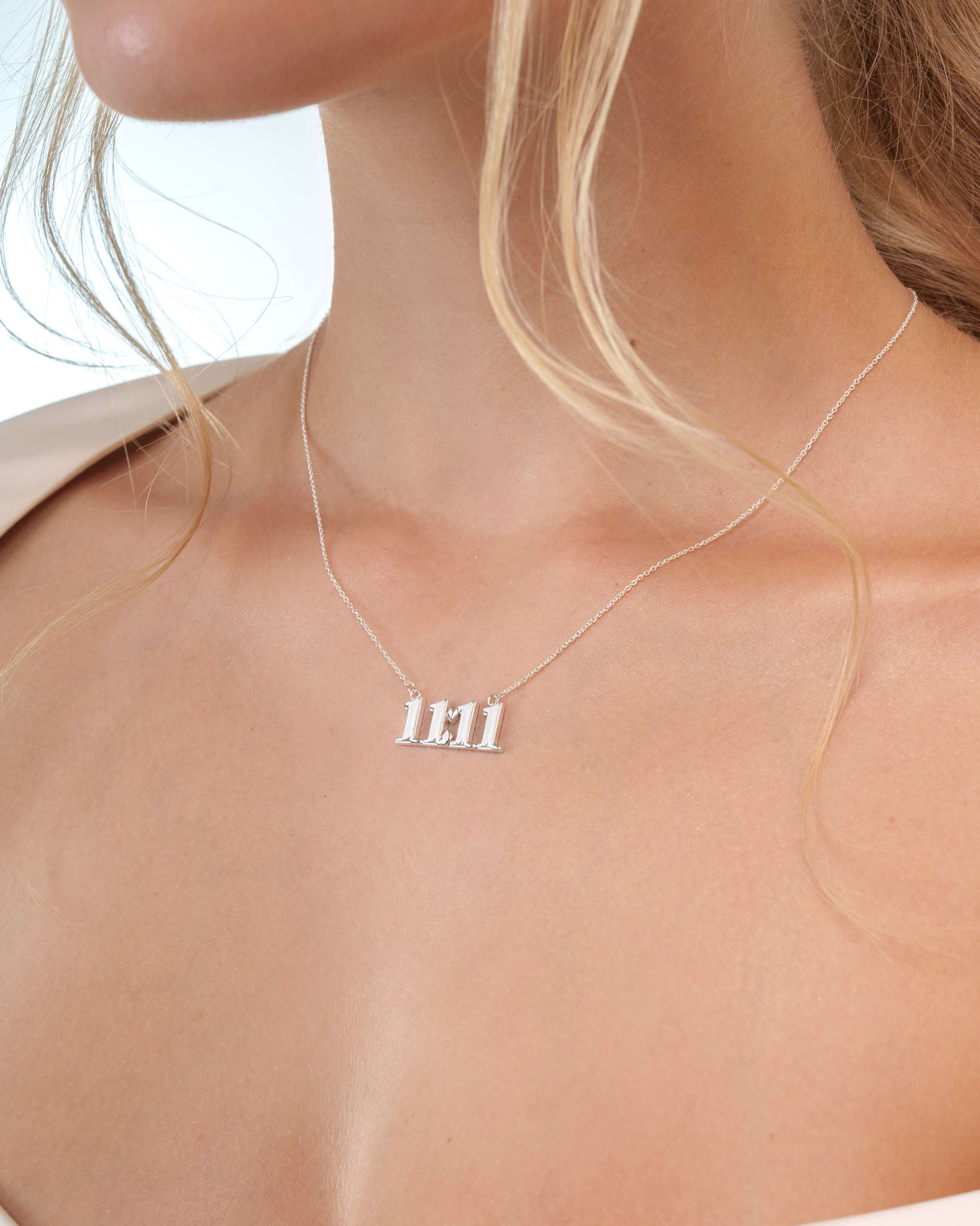 shimmery 11:11 silver necklace